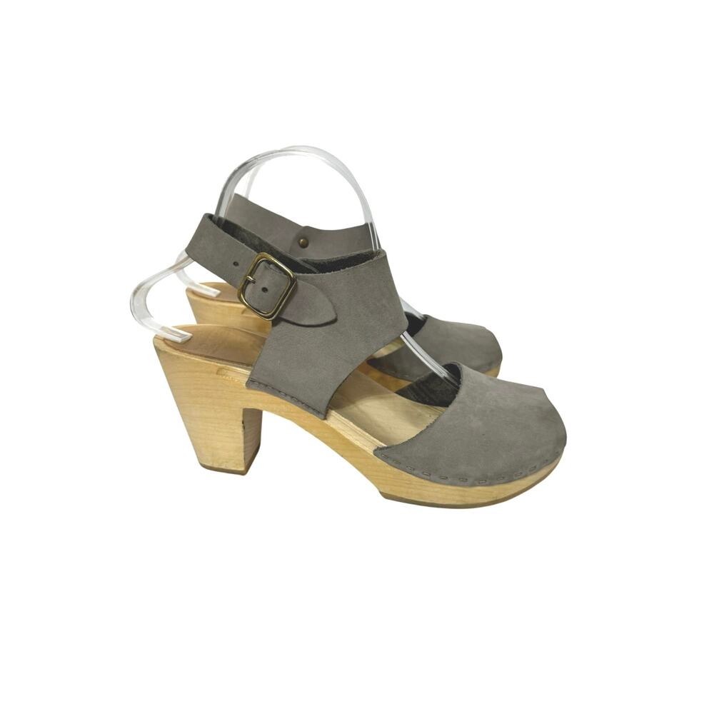 Bryr Women's Bryr Clogs Emma Closed Toe High Heel Leather Taupe Size 39 US 9